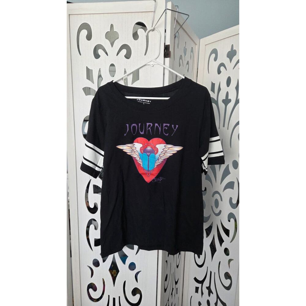 Journey Band Graphic Tee 1X Black Heart Wings Logo Shirt Women Cotton Top nwot